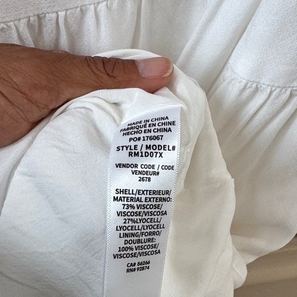 Splendid White Maxi Dress - Picture 4 of 4